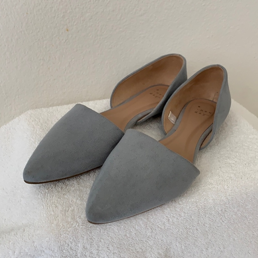 Preowned women's a new day shoes size 8.5